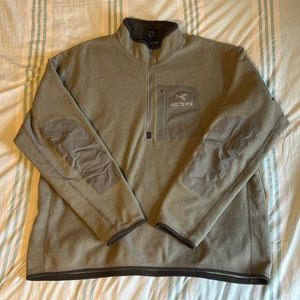 Arc’teryx mens halfzip